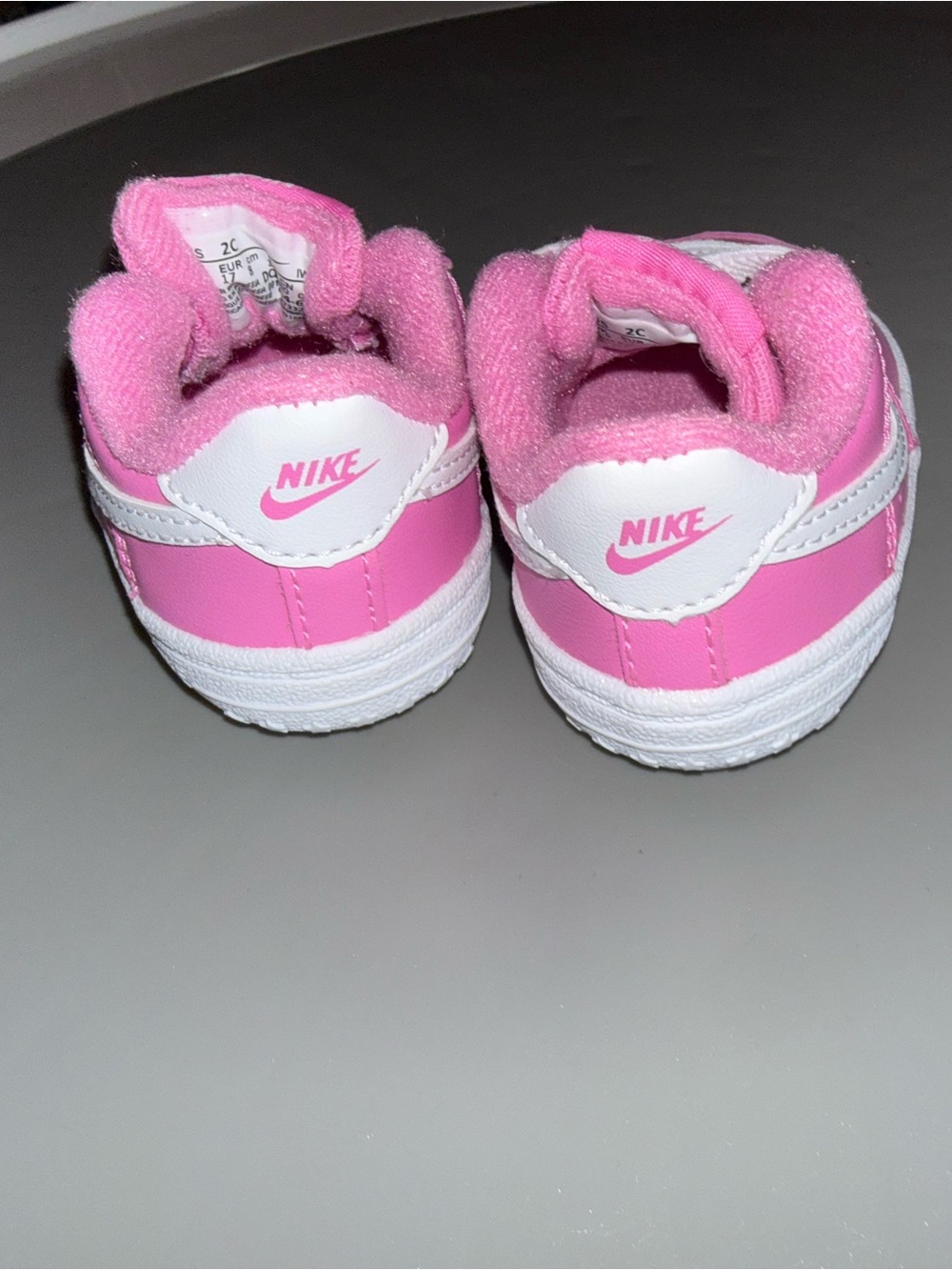 Nike Baby Pink Sneakers with White Swoosh - Picture 4 of 4